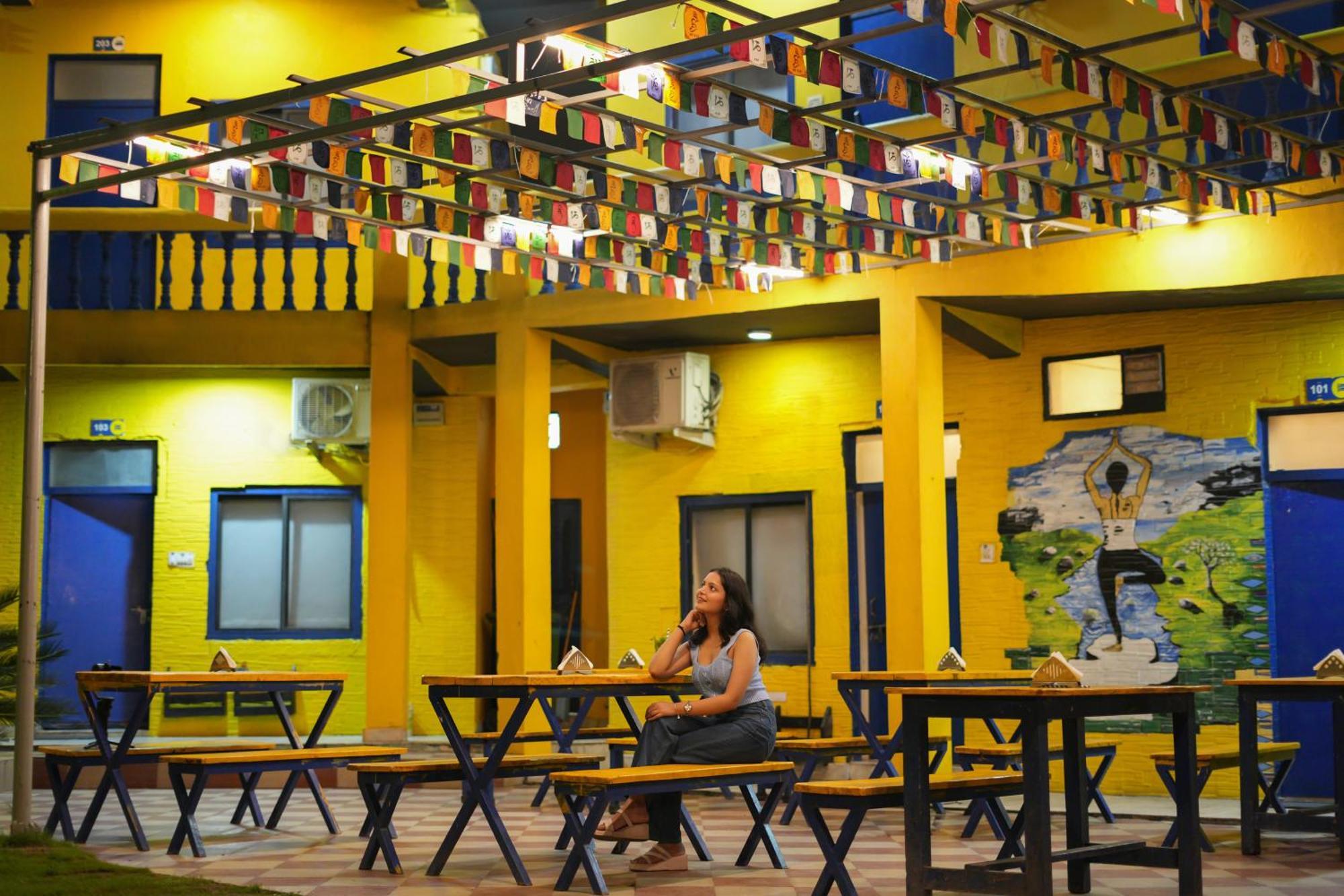 Ostello Shalom Backpackers Rishīkesh Esterno foto