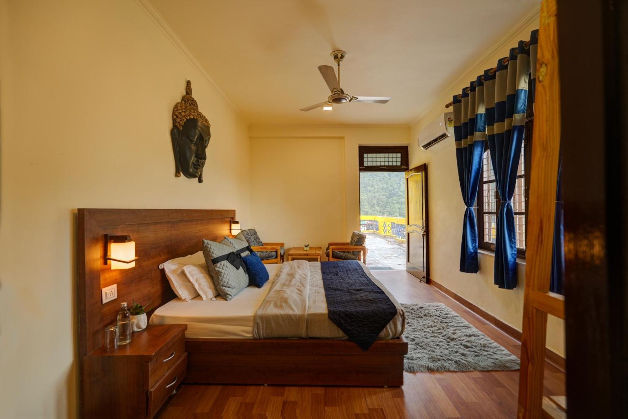 Ostello Shalom Backpackers Rishīkesh Esterno foto